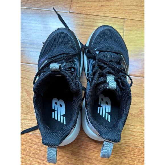 New Balance Sneakers Size 10.5W Wide Toddler Boy Black White Laces - Picture 5 of 7